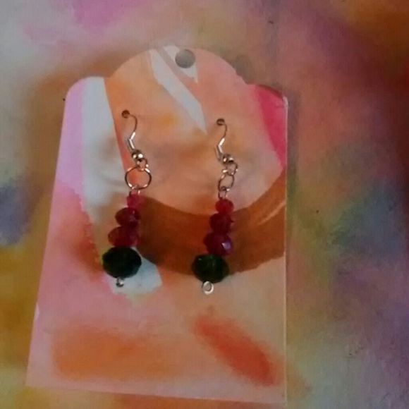 earrings - Picture 2 of 8